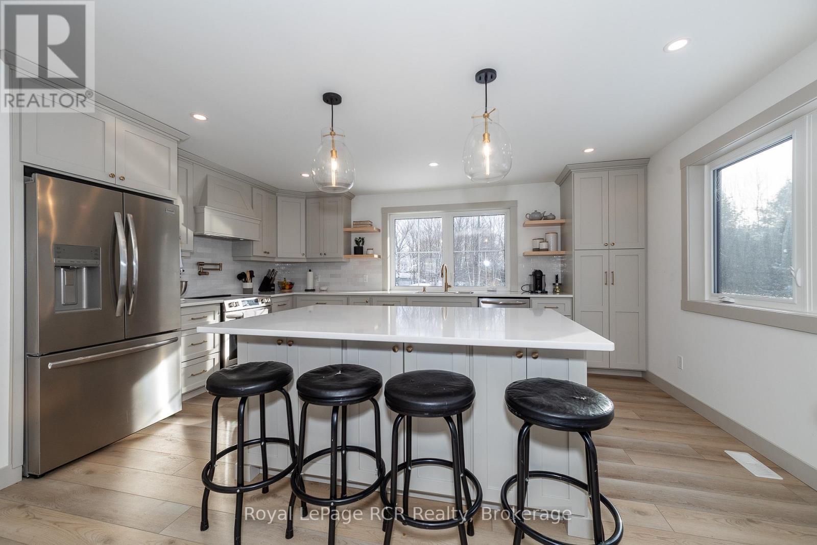 












126 WEST STREET

,
Georgian Bluffs,







Ontario
N4K5N7

