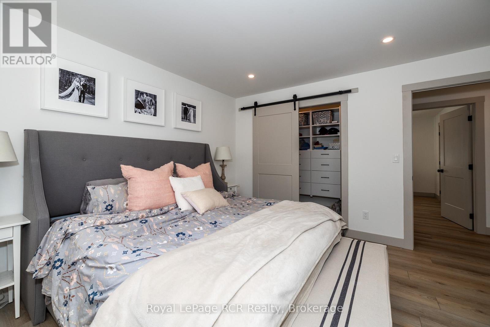 












126 WEST STREET

,
Georgian Bluffs,







Ontario
N4K5N7

