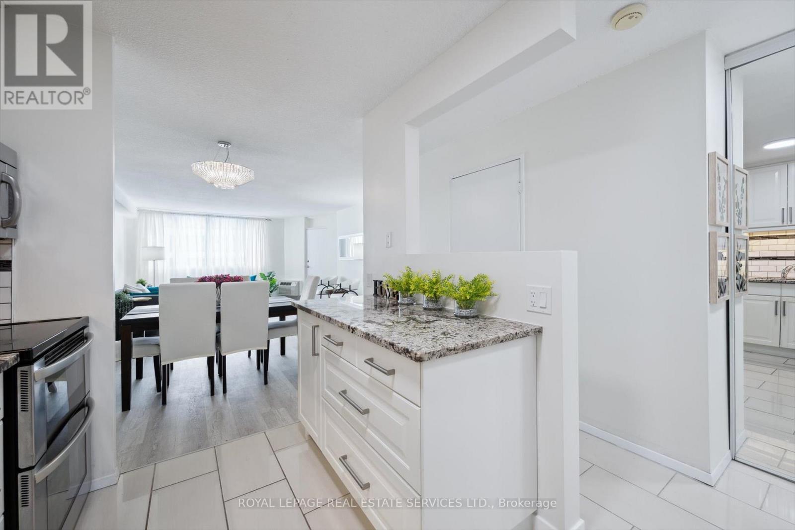 












906 - 81 MILLSIDE DRIVE

,
Milton,




Ontario
L9T3X4

