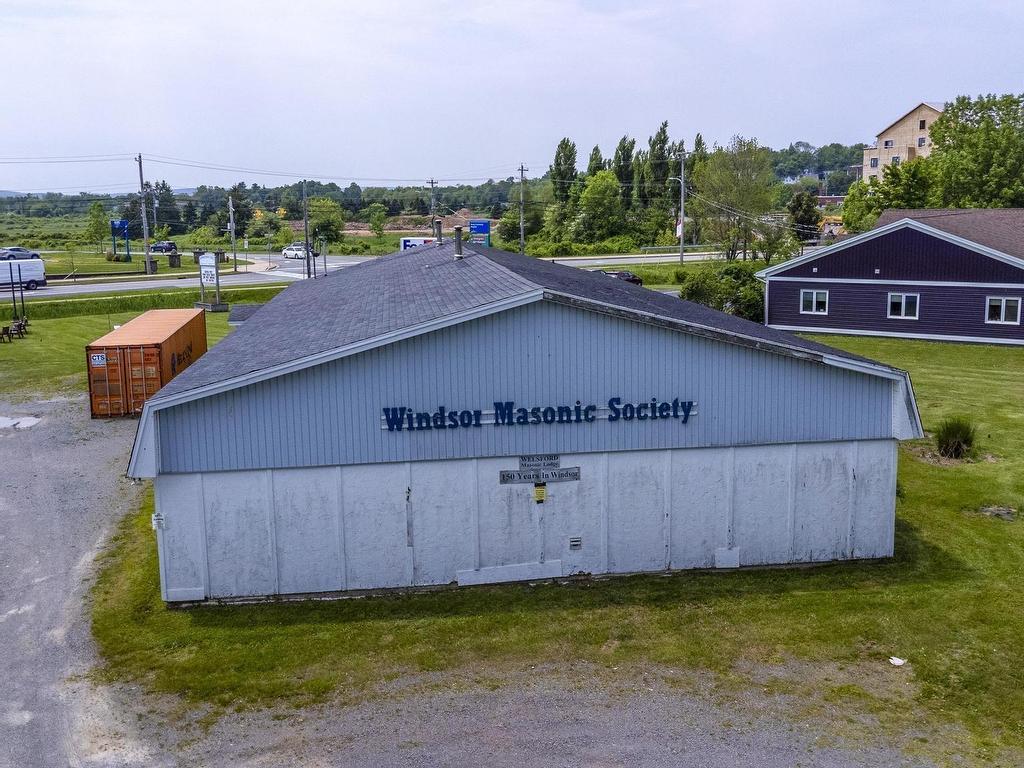 












19 Centennial Drive

,
Windsor,







NS
B0N 2T0

