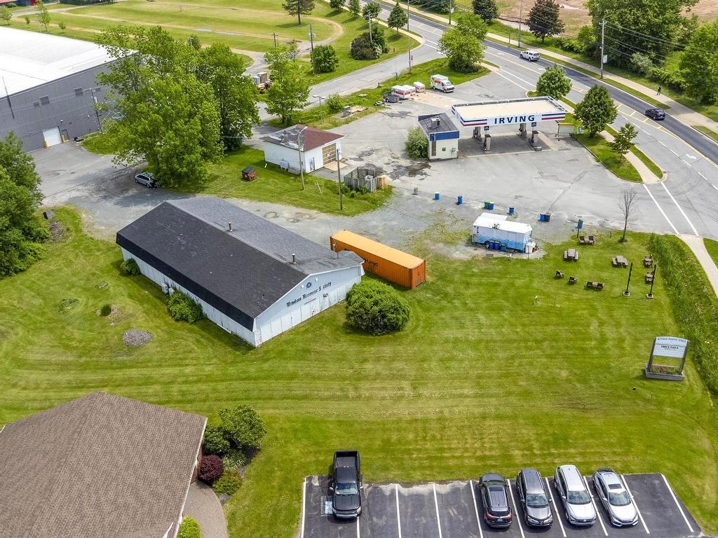












19 Centennial Drive

,
Windsor,







NS
B0N 2T0

