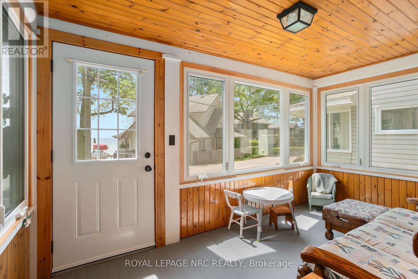 












3786 TERRACE LANE

,
Fort Erie (Crystal Beach),




Ontario
L0S1B0

