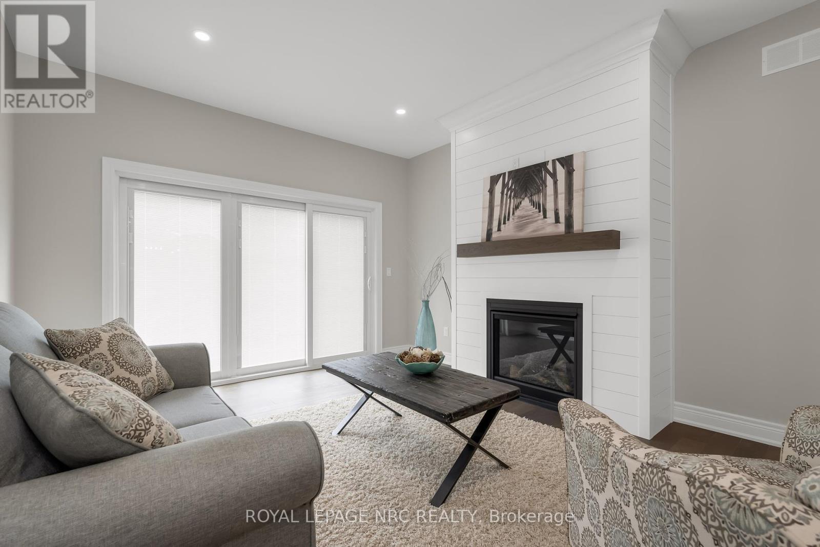 












740 CLARENCE STREET

,
Port Colborne (Sugarloaf),




Ontario
L3K0A8

