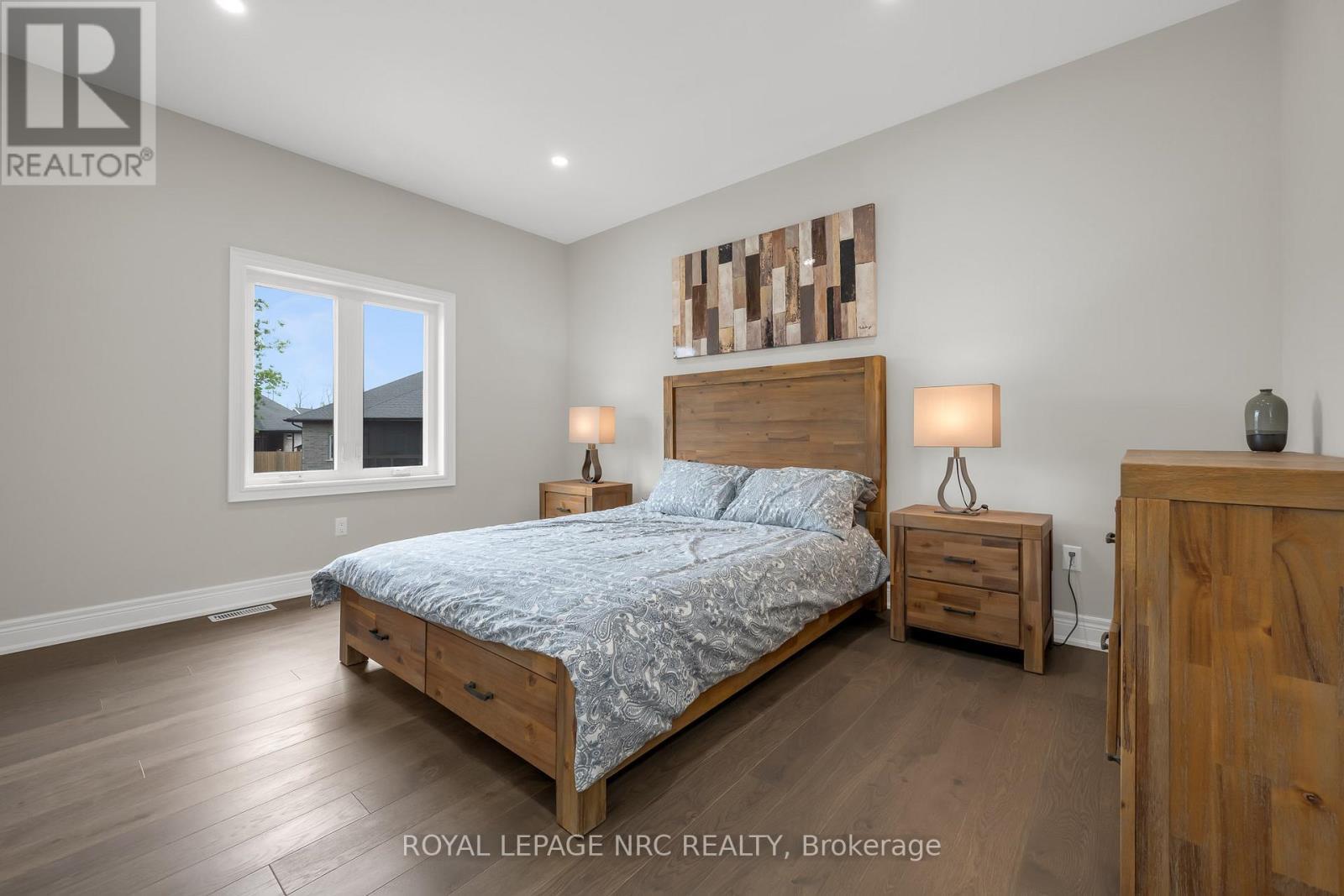 












740 CLARENCE STREET

,
Port Colborne (Sugarloaf),




Ontario
L3K0A8


