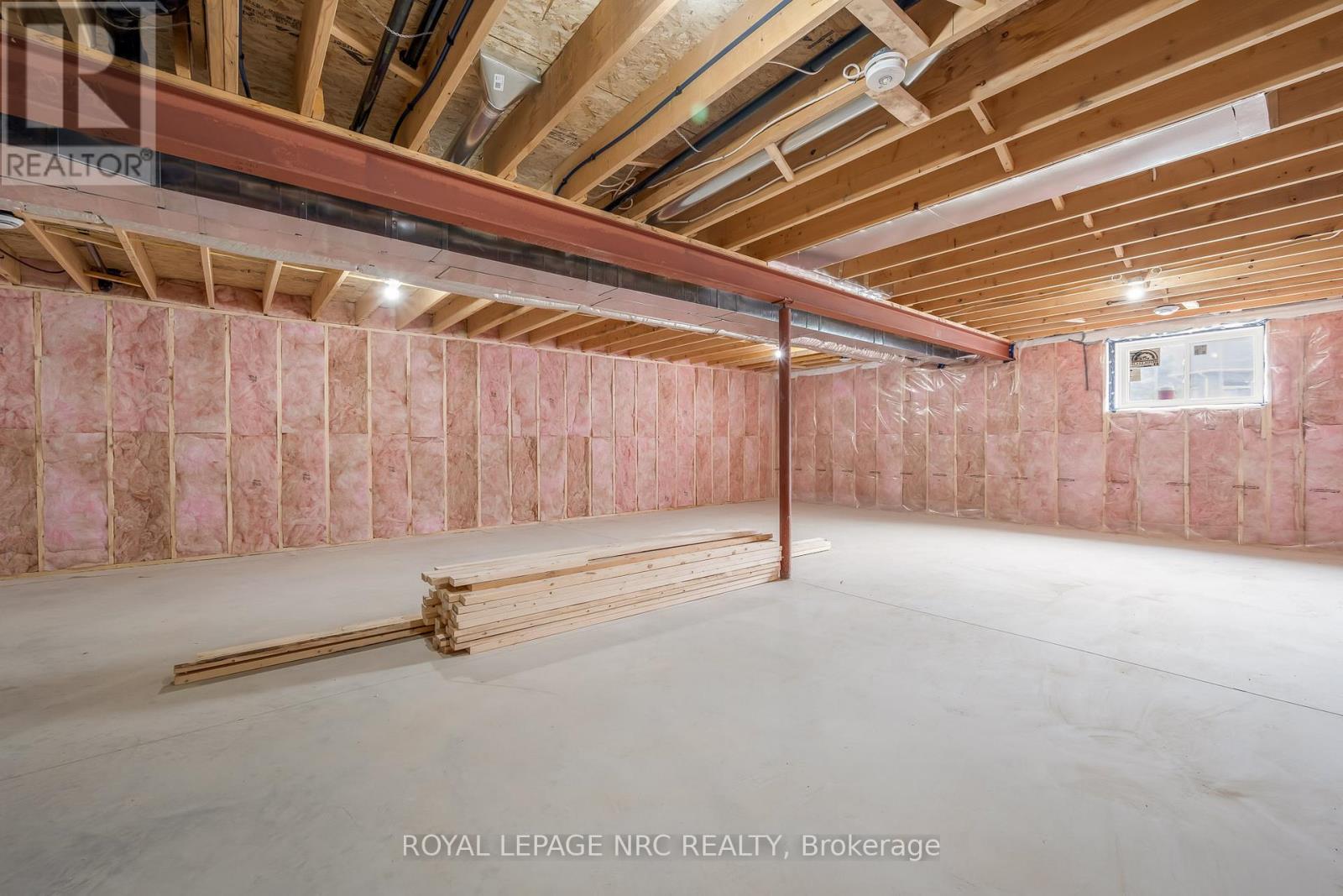 












740 CLARENCE STREET

,
Port Colborne (Sugarloaf),




Ontario
L3K0A8

