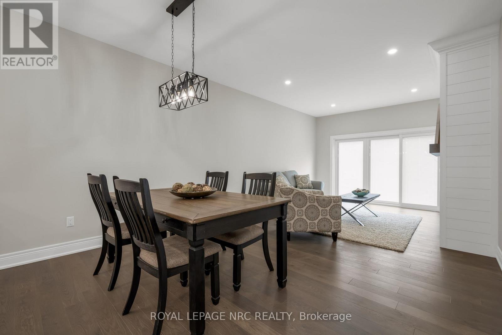 












740 CLARENCE STREET

,
Port Colborne (Sugarloaf),




Ontario
L3K0A8

