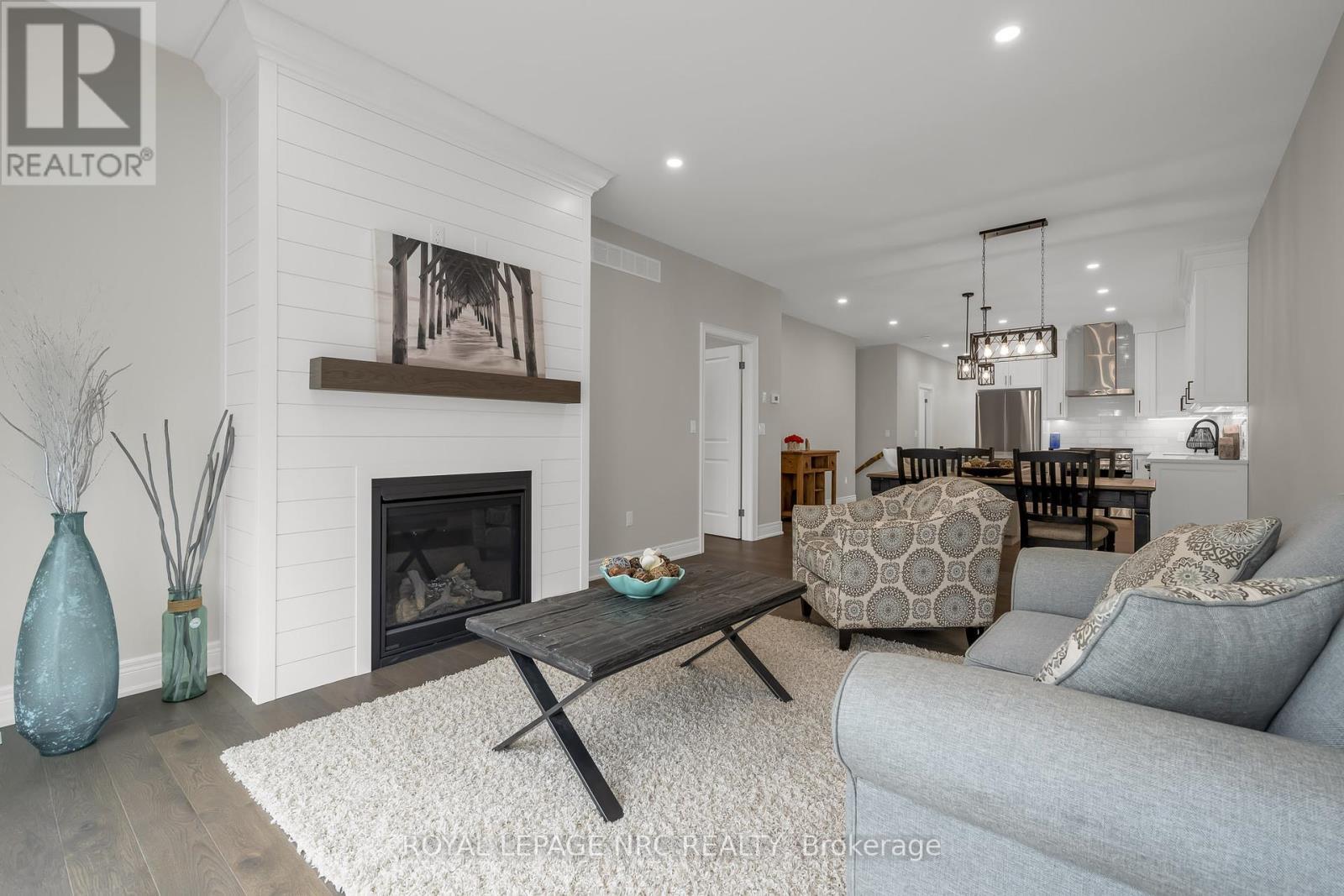 












740 CLARENCE STREET

,
Port Colborne (Sugarloaf),




Ontario
L3K0A8

