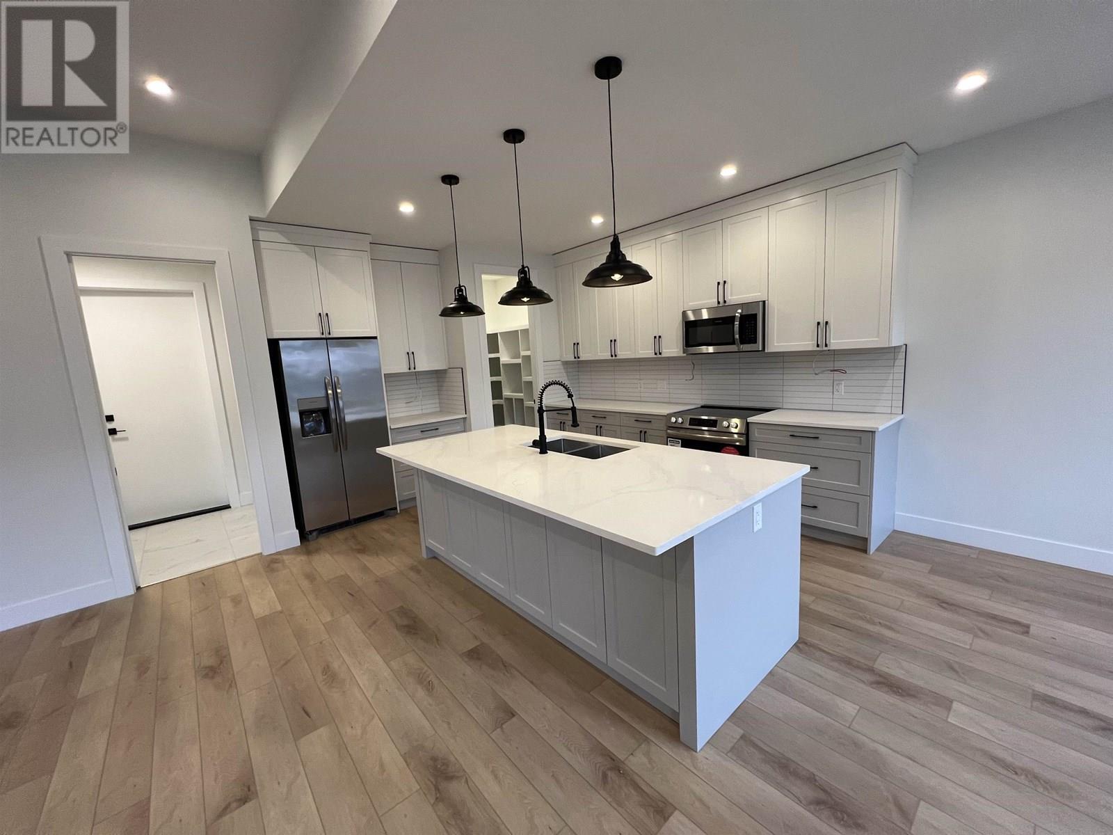 












10611 111 STREET

,
Fort St. John,




British Columbia
V1J0L6

