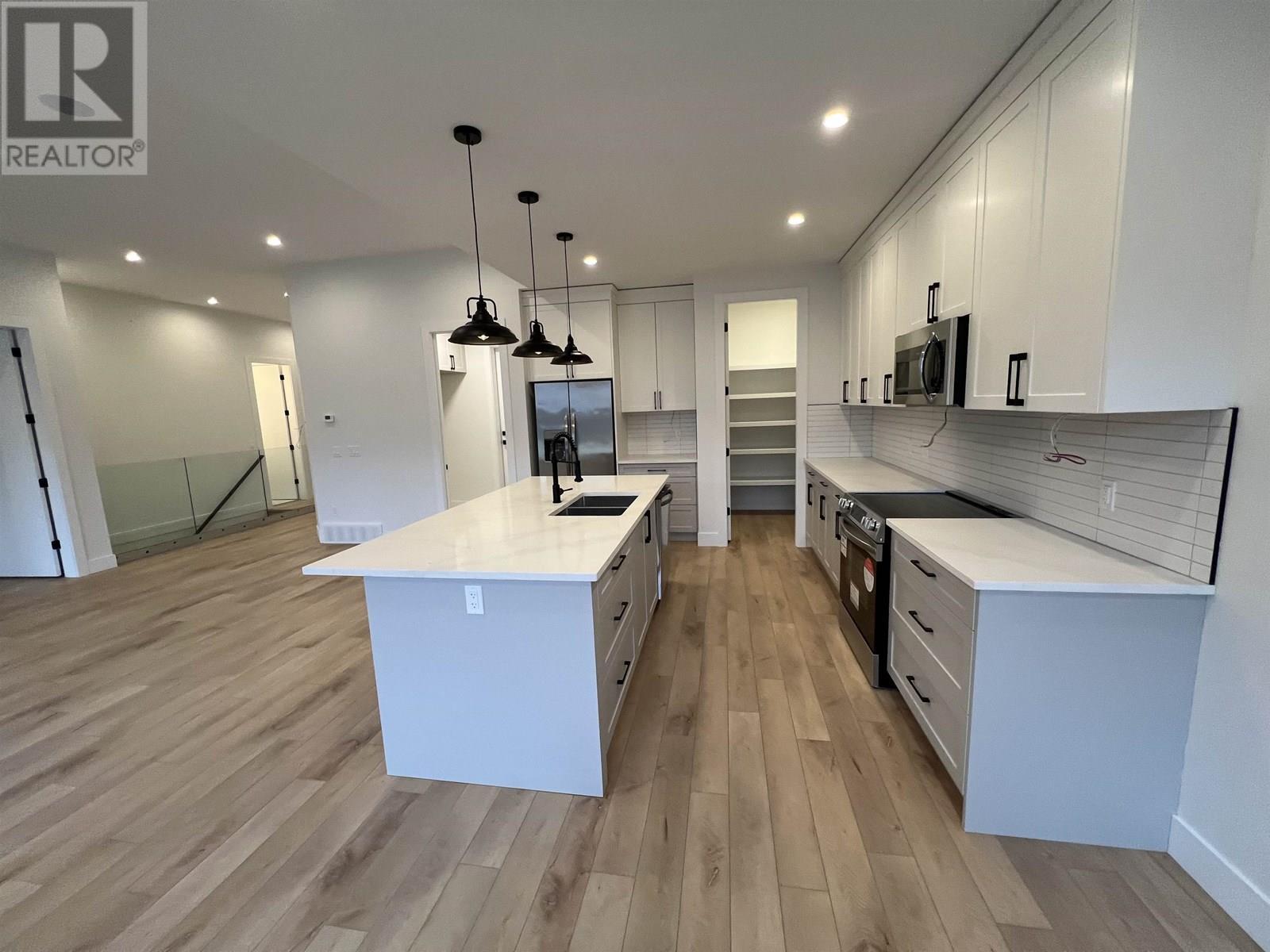 












10611 111 STREET

,
Fort St. John,




British Columbia
V1J0L6

