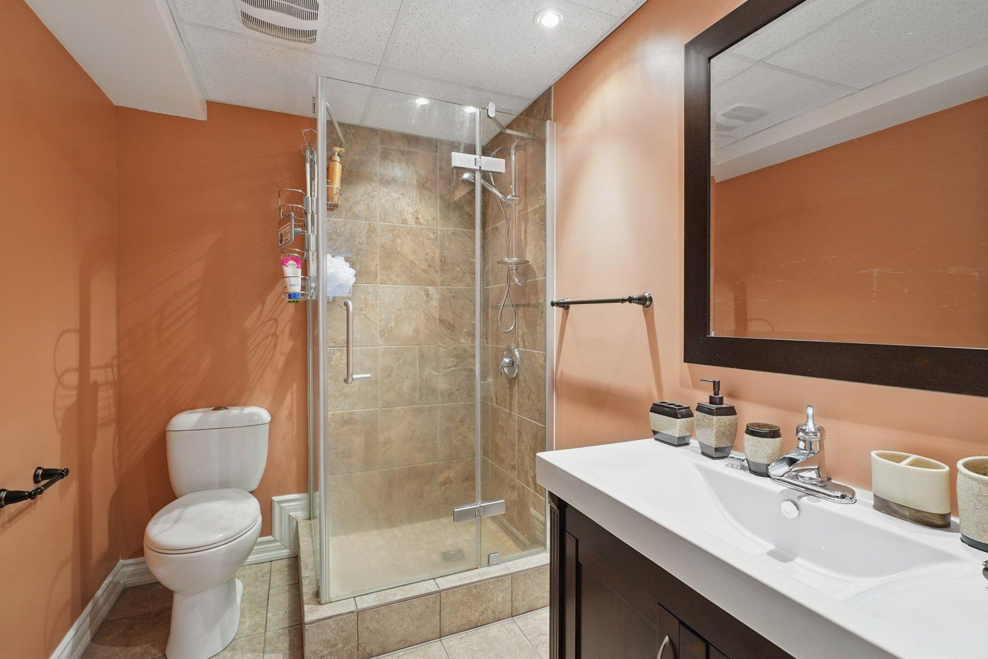









66


Rue des Perdrix

,
Gatineau (Hull),




QC
J9A2W6

