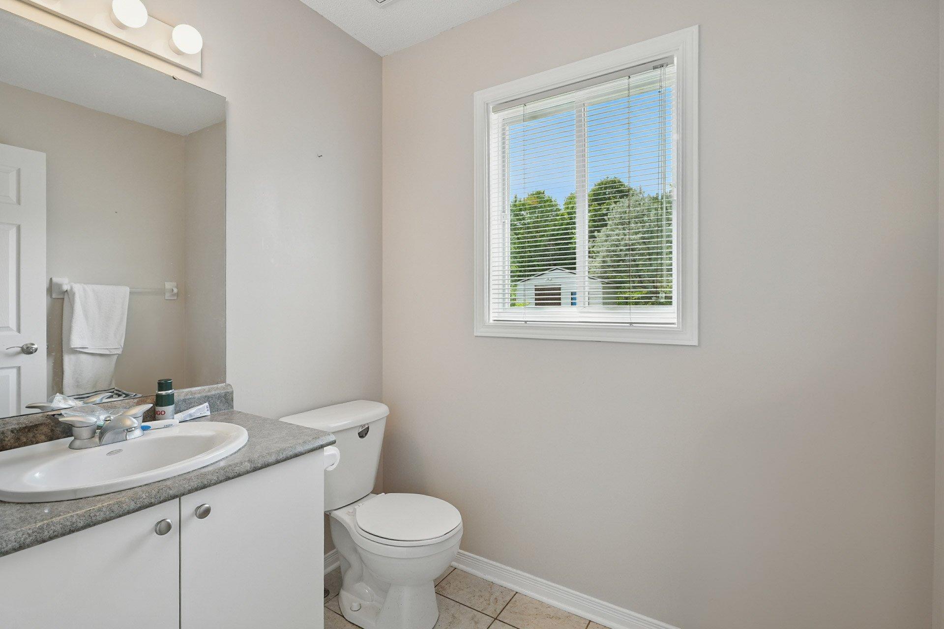 









66


Rue des Perdrix

,
Gatineau (Hull),




QC
J9A2W6


