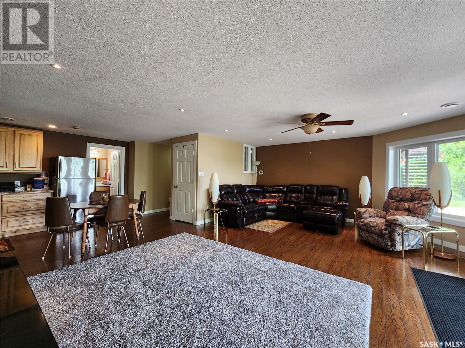 












456 Abel DRIVE

,
Crooked Lake,




Saskatchewan
S0A1E0

