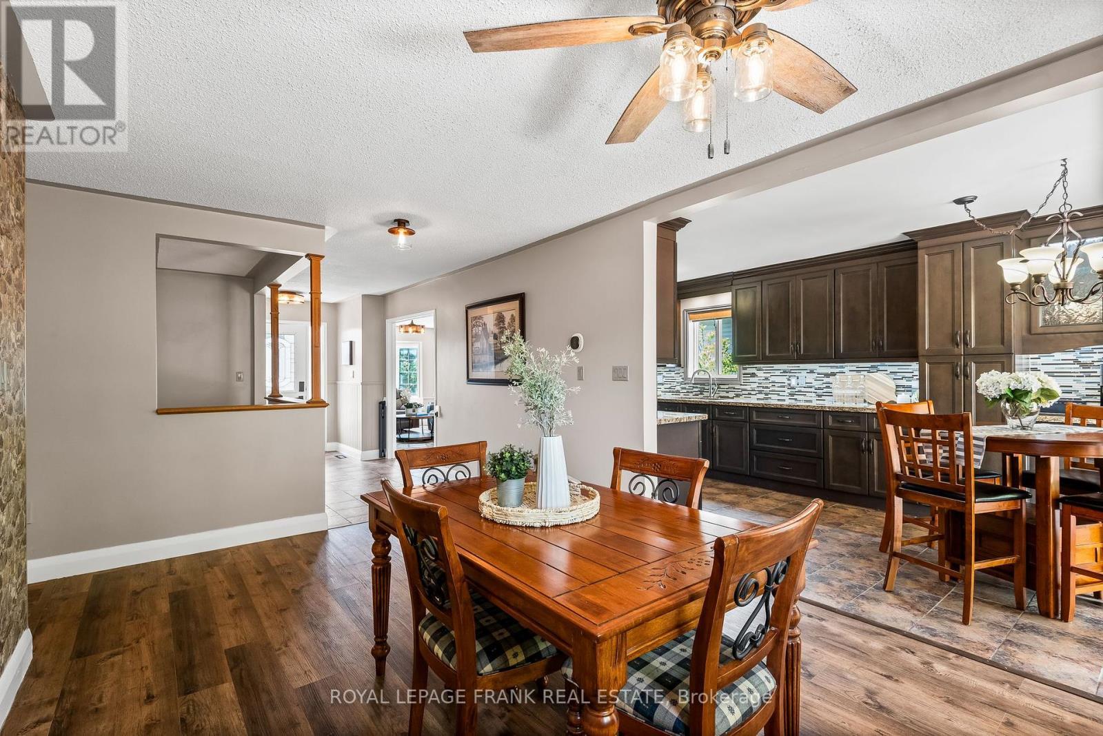 












8 BROOKSIDE STREET

,
Cavan Monaghan (Millbrook Village),




Ontario
L0A1G0

