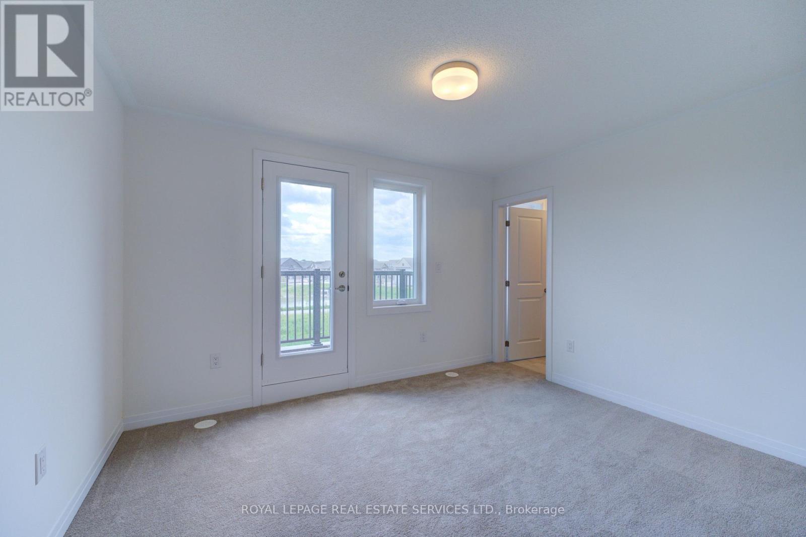 












3222 CRYSTAL DRIVE

,
Oakville,




Ontario
L6M0W8

