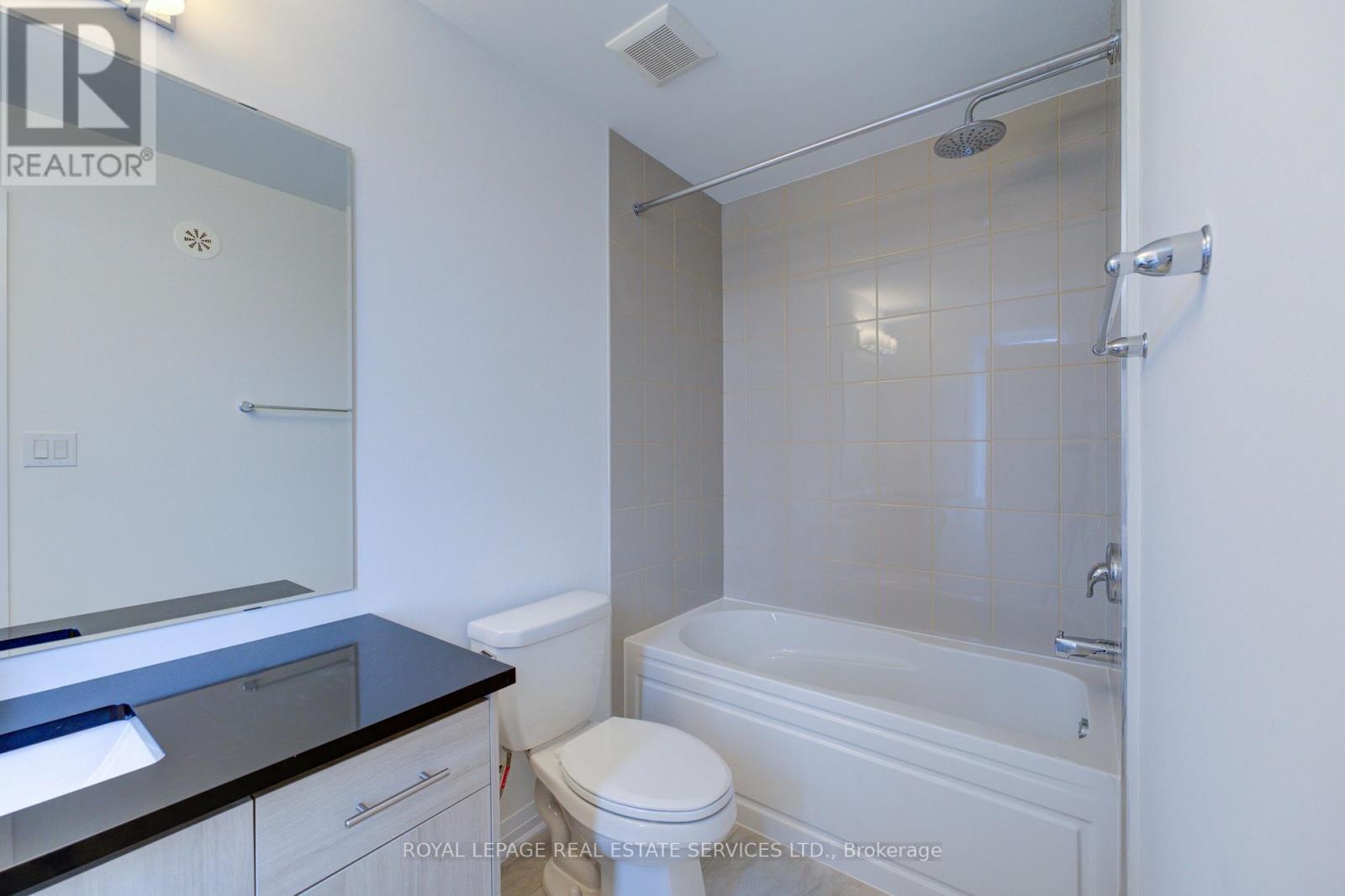 












3222 CRYSTAL DRIVE

,
Oakville,




Ontario
L6M0W8

