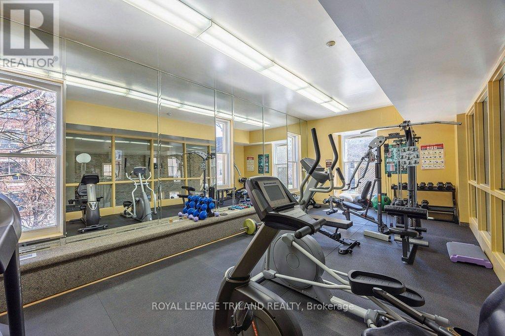 












403 - 7 PICTON STREET

,
London East (East F),




Ontario
N6B3N7

