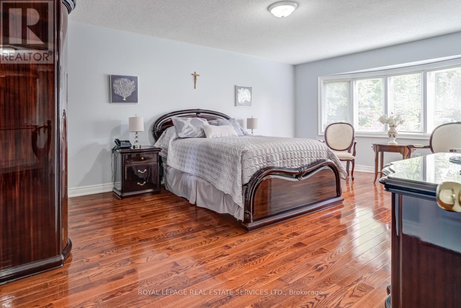 












5 XAVIER COURT

,
Brampton,




Ontario
L6Y5S1


