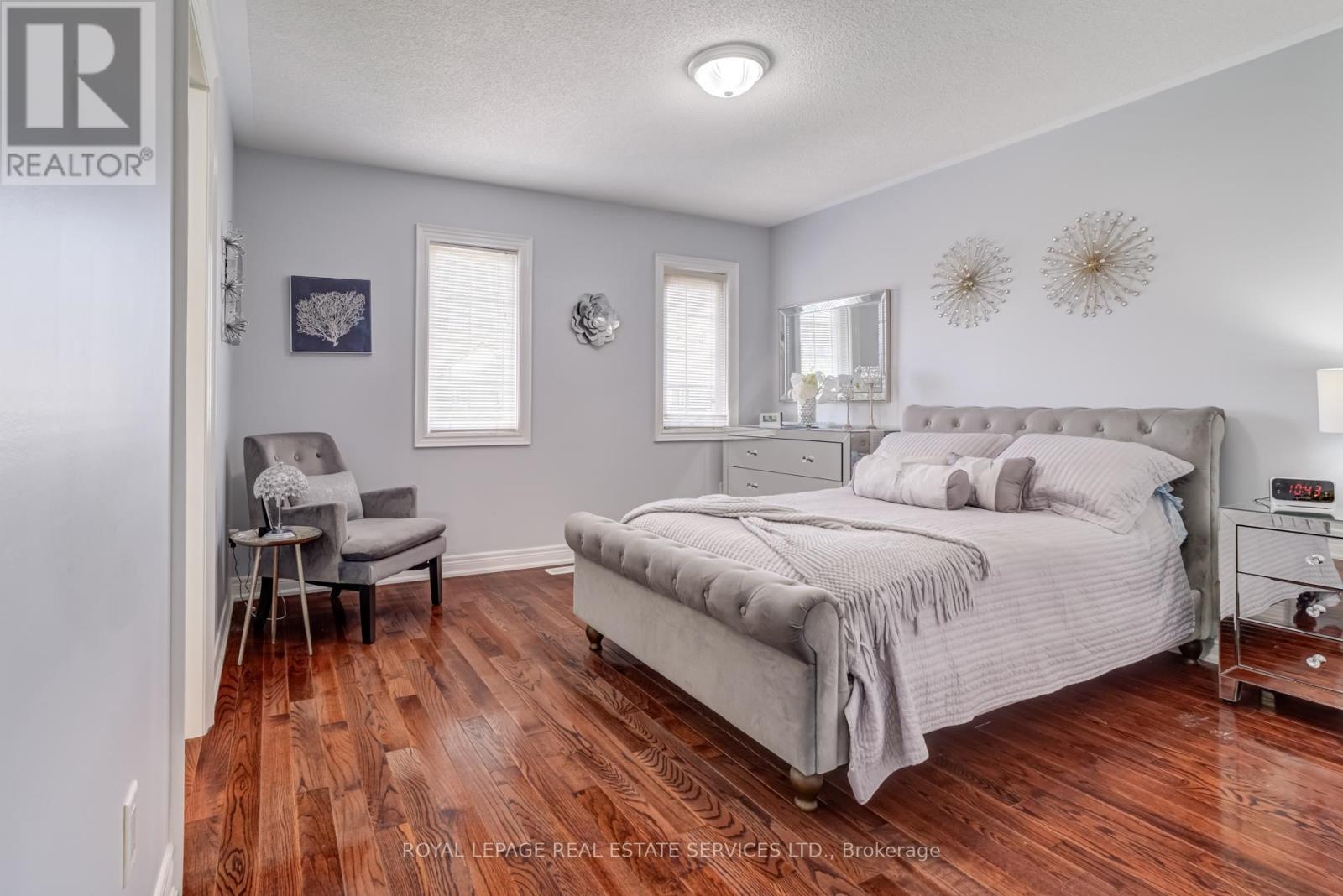 












5 XAVIER COURT

,
Brampton,




Ontario
L6Y5S1

