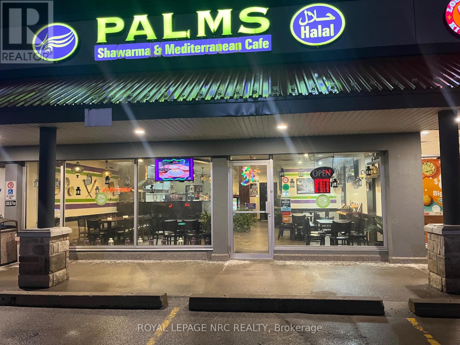 












4 - 6734 LUNDY'S LANE

,
Niagara Falls (Dorchester),




Ontario
L2G1V5

