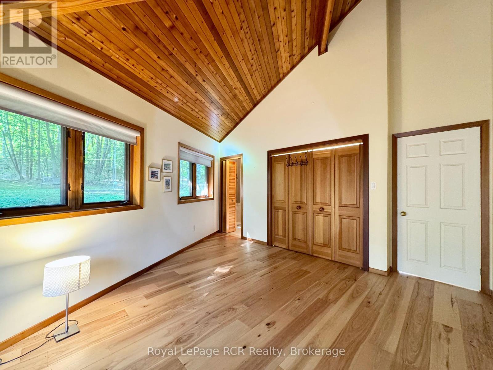 












15 GEORGIAN DRIVE

,
Northern Bruce Peninsula,




Ontario
N0H1W0

