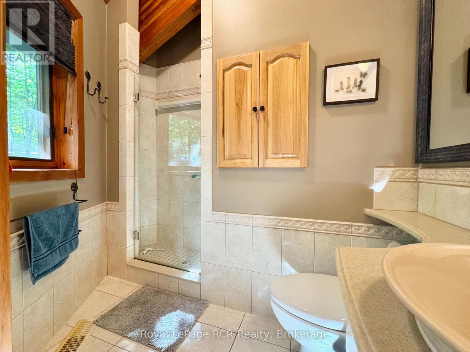 












15 GEORGIAN DRIVE

,
Northern Bruce Peninsula,




Ontario
N0H1W0


