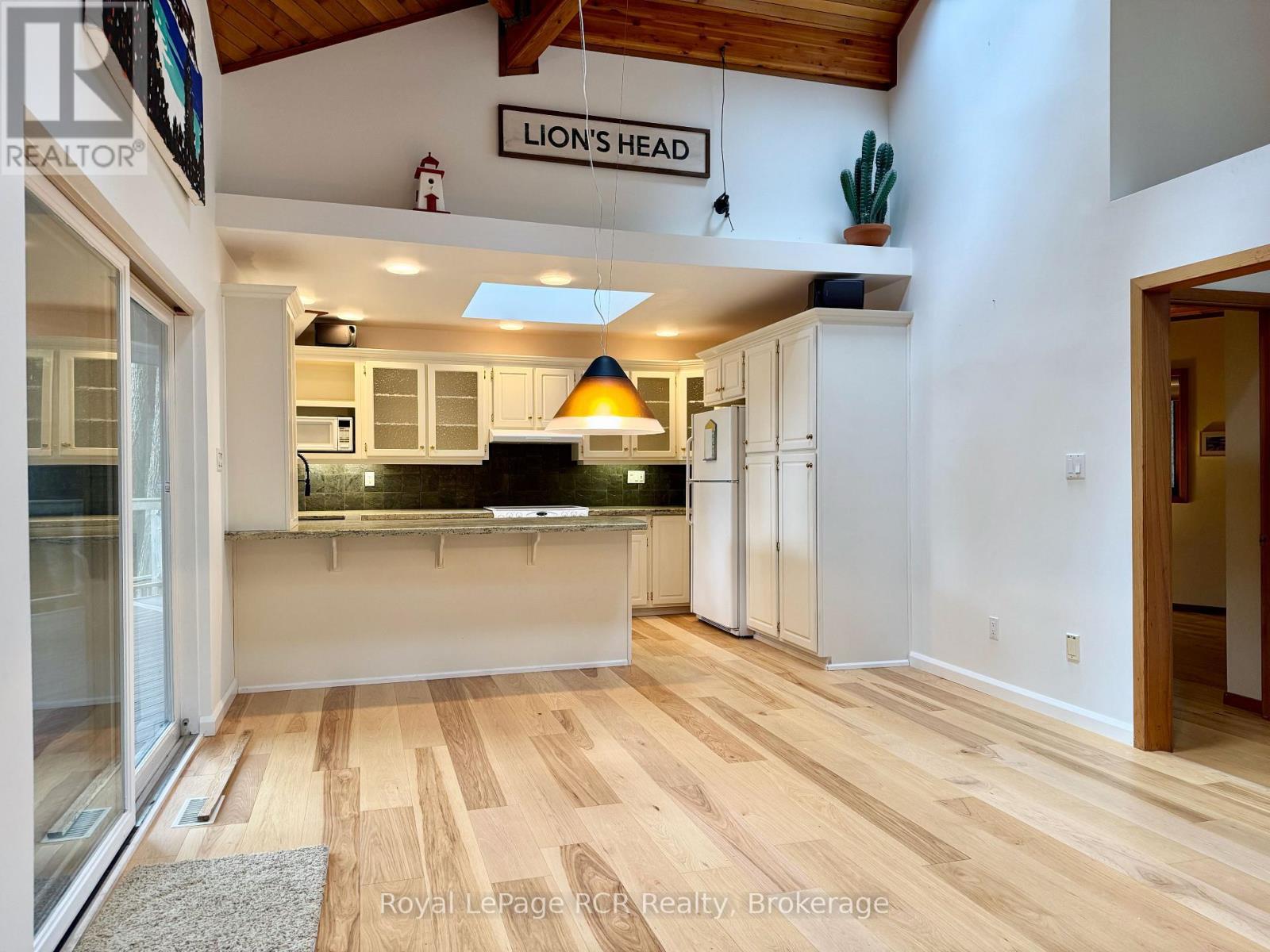 












15 GEORGIAN DRIVE

,
Northern Bruce Peninsula,




Ontario
N0H1W0

