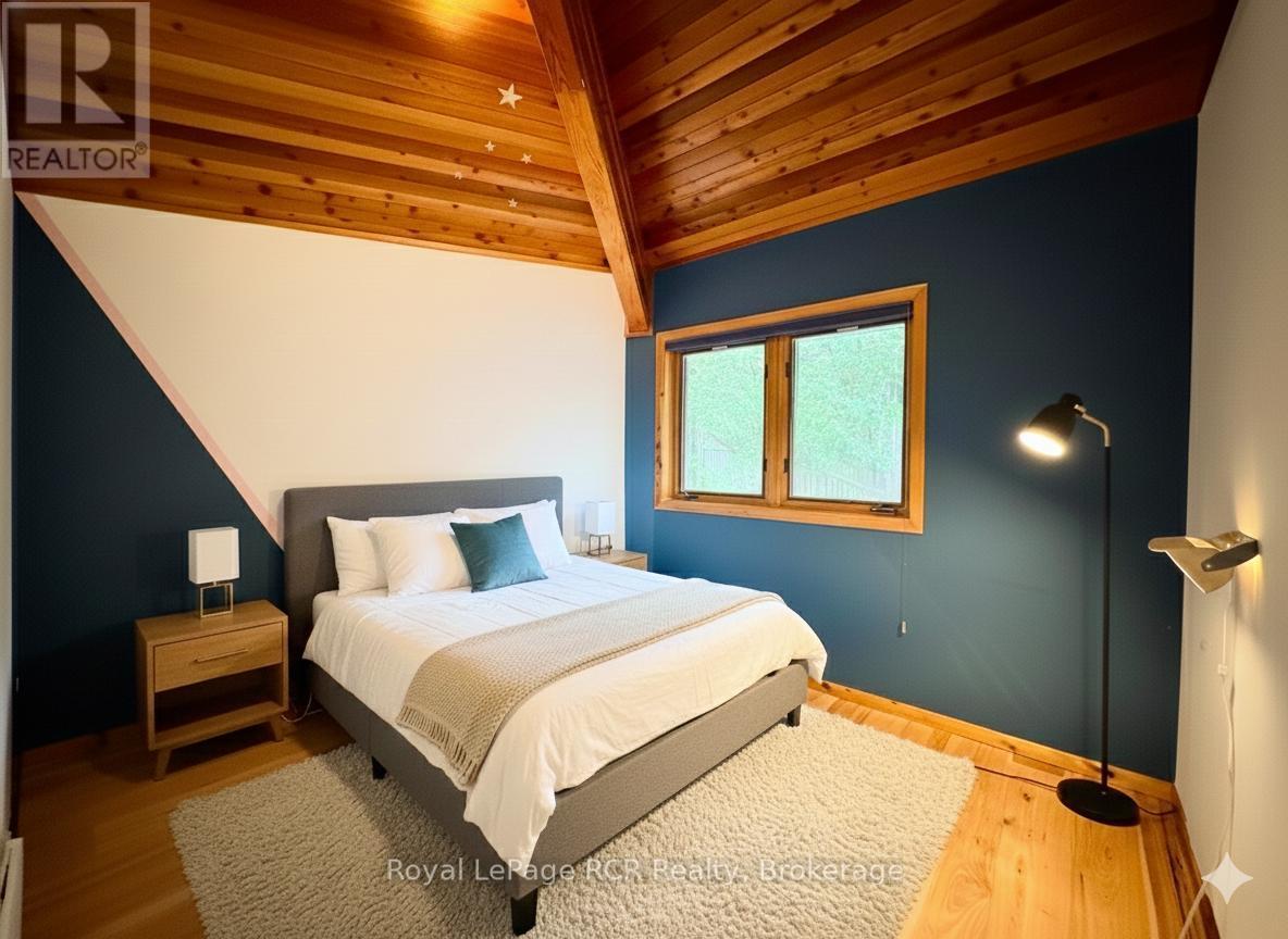 












15 GEORGIAN DRIVE

,
Northern Bruce Peninsula,




Ontario
N0H1W0

