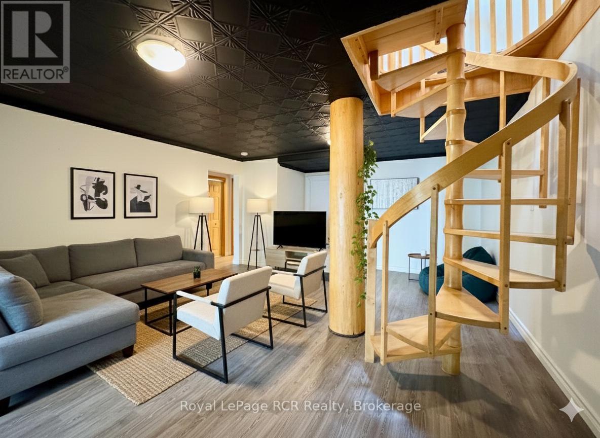 












15 GEORGIAN DRIVE

,
Northern Bruce Peninsula,




Ontario
N0H1W0

