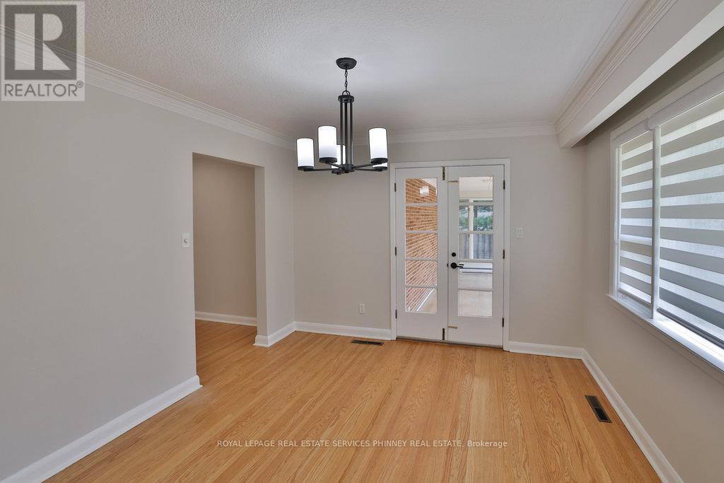 












168 BREEZY PINES DRIVE

,
Mississauga,




Ontario
L5B1B4

