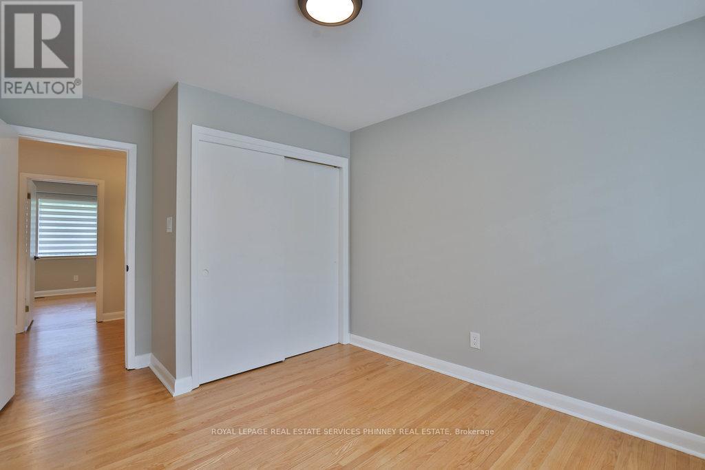 












168 BREEZY PINES DRIVE

,
Mississauga,




Ontario
L5B1B4

