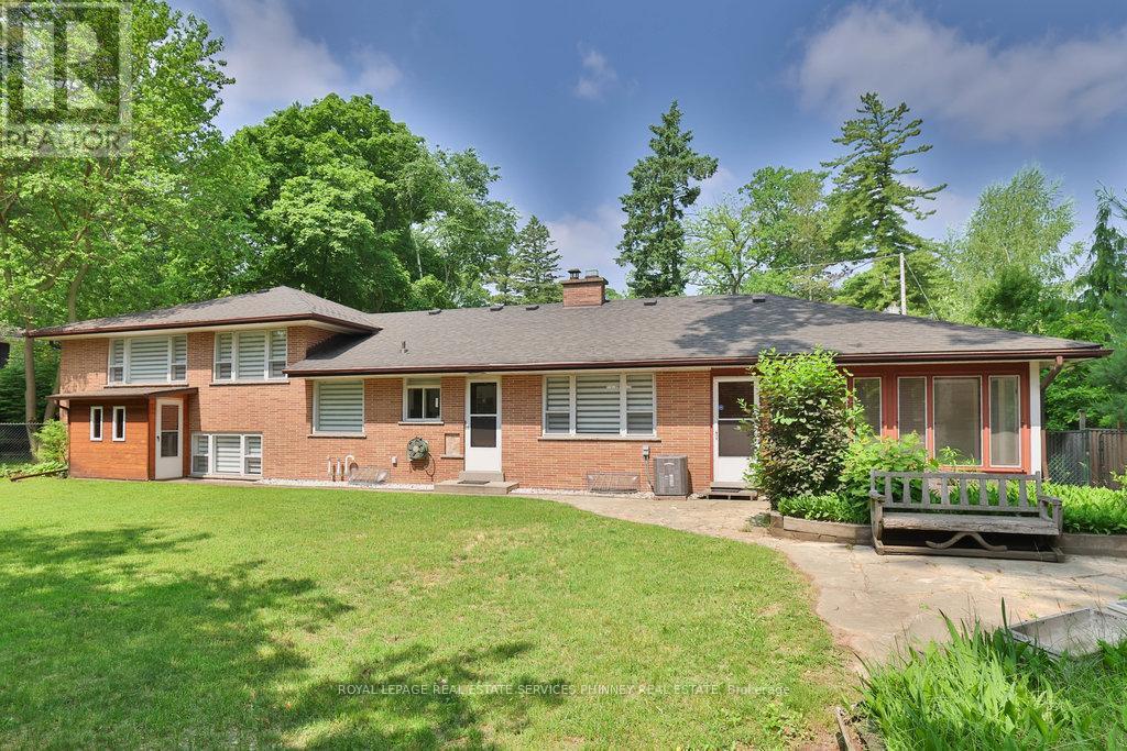 












168 BREEZY PINES DRIVE

,
Mississauga,




Ontario
L5B1B4

