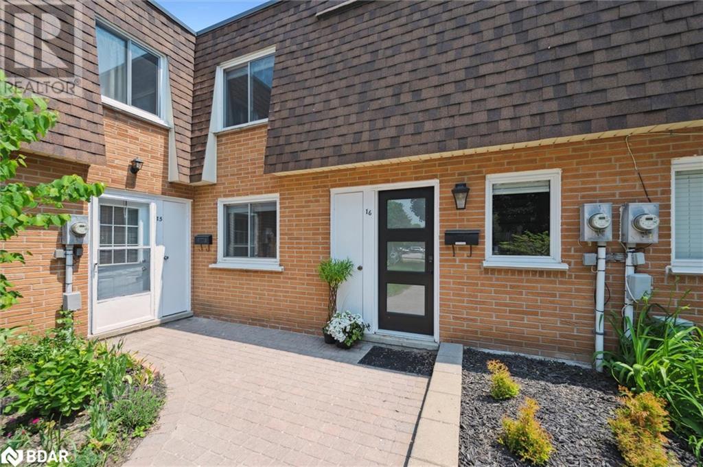 












120 COUNTRY CLUB Drive Unit# 16

,
Guelph,




Ontario
N1E3K7

