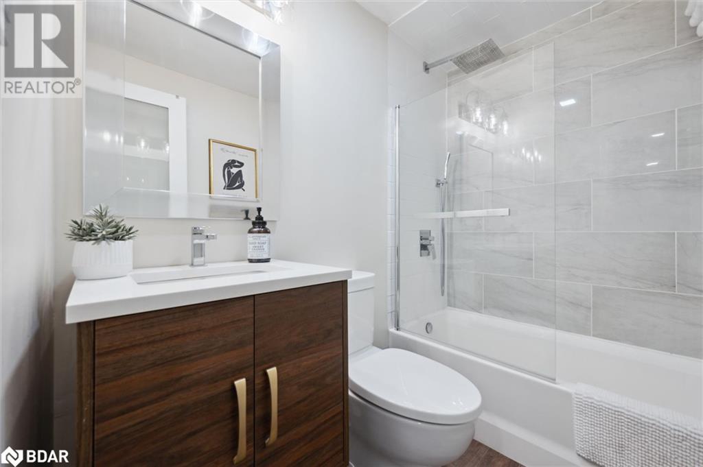 












120 COUNTRY CLUB Drive Unit# 16

,
Guelph,




Ontario
N1E3K7

