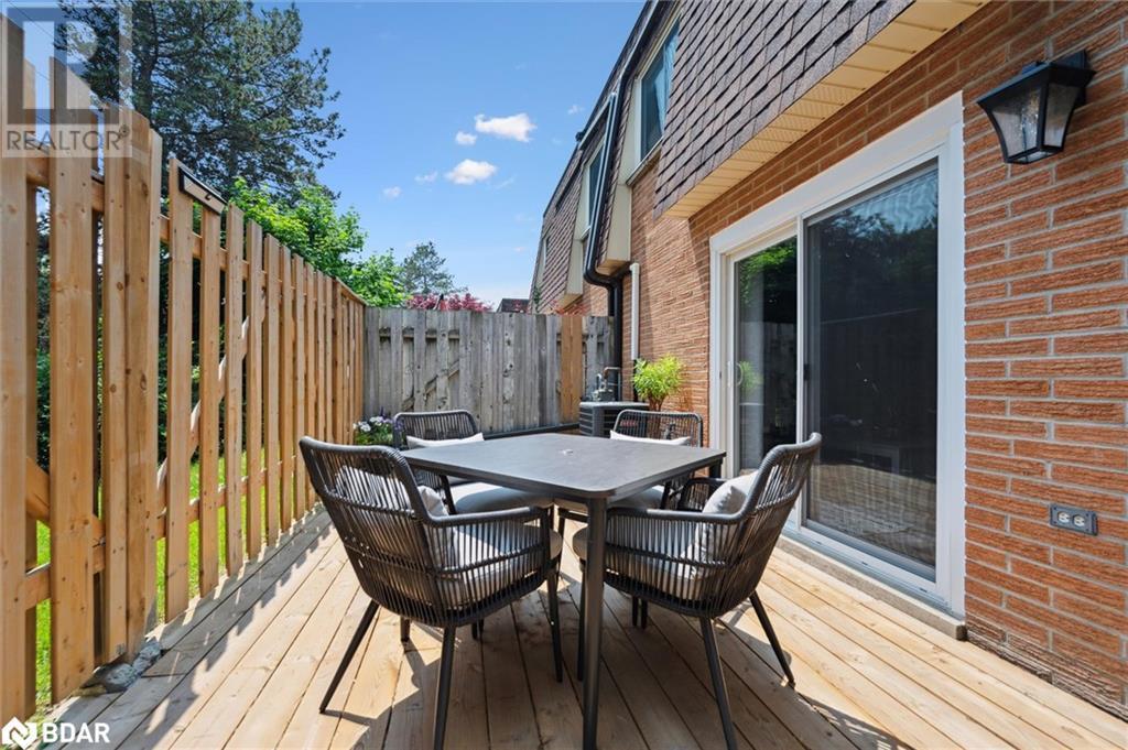 












120 COUNTRY CLUB Drive Unit# 16

,
Guelph,




Ontario
N1E3K7

