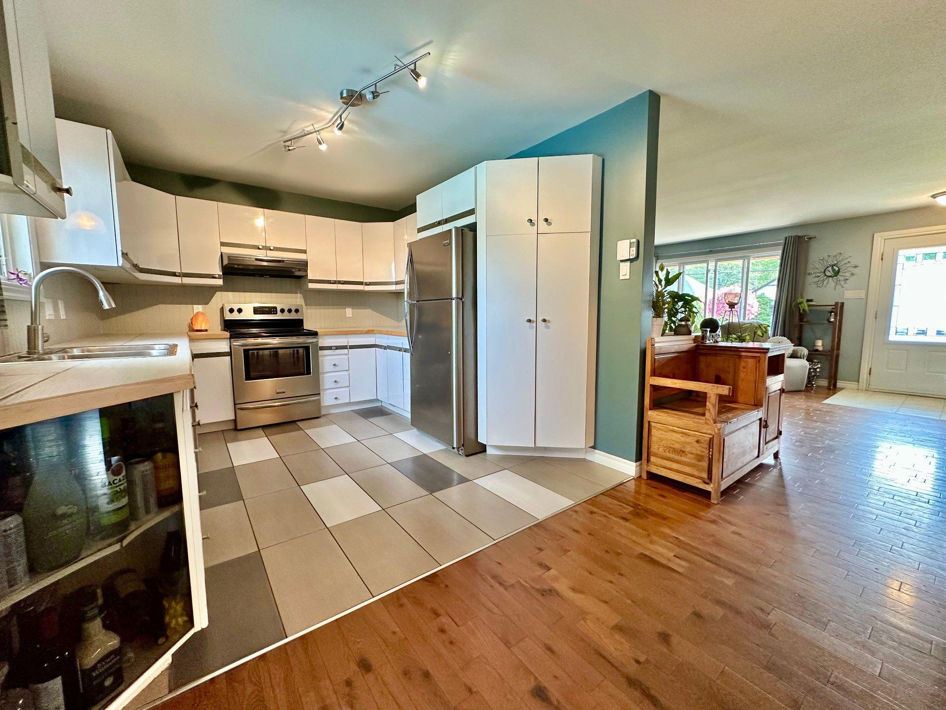 









18


Rue Cadieux

,
Brownsburg-Chatham,




QC
J8G1N6

