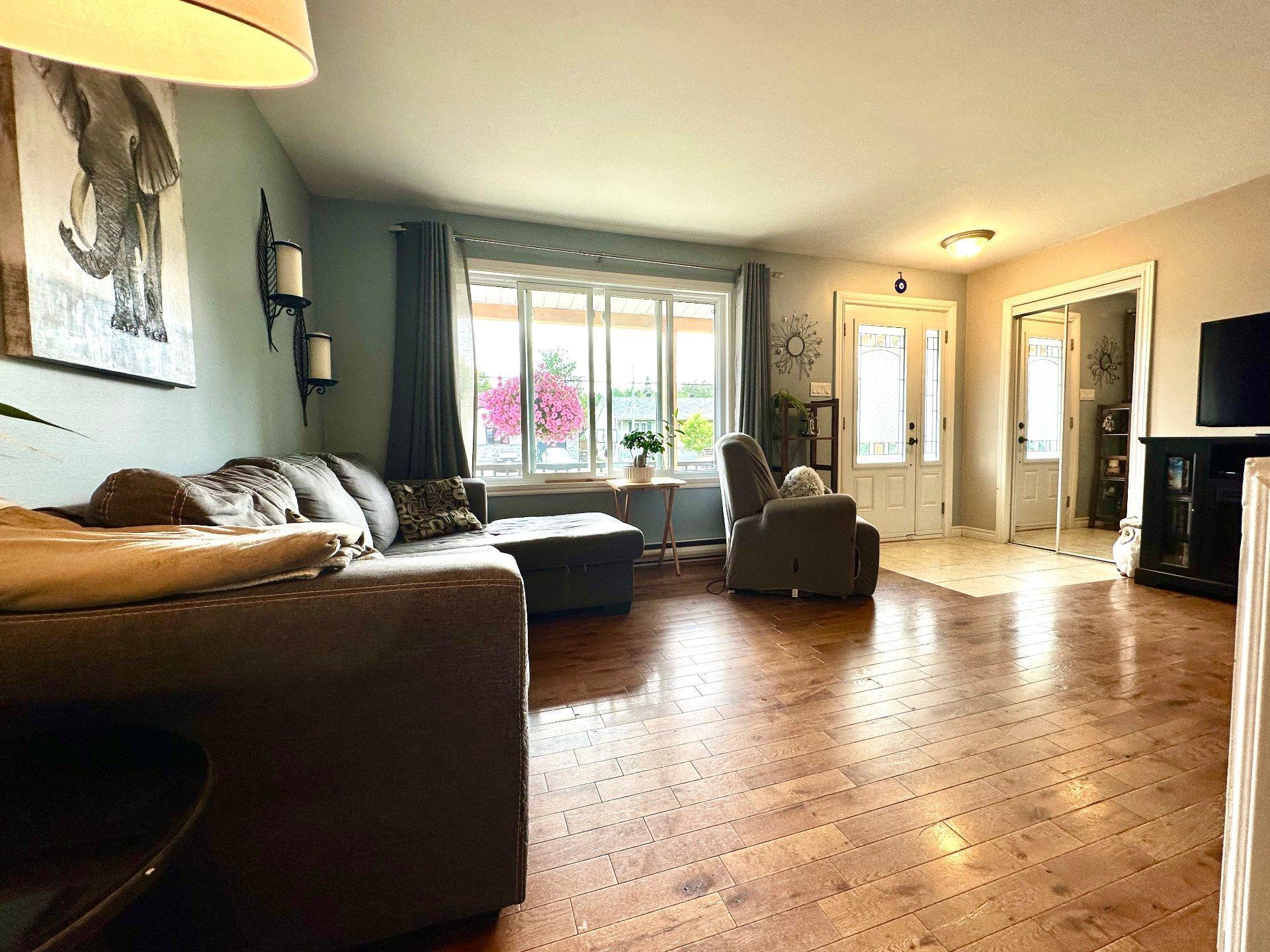 









18


Rue Cadieux

,
Brownsburg-Chatham,




QC
J8G1N6

