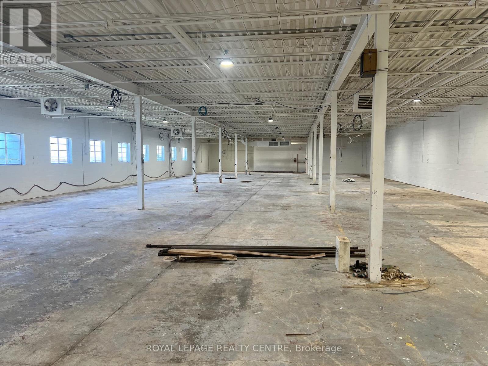 












1024 RANGEVIEW ROAD

,
Mississauga,




Ontario
L5E1H3

