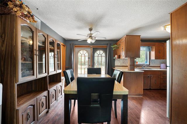 









146


Crown Valley

RD,
New Bothwell,




MB
R0A 1C0

