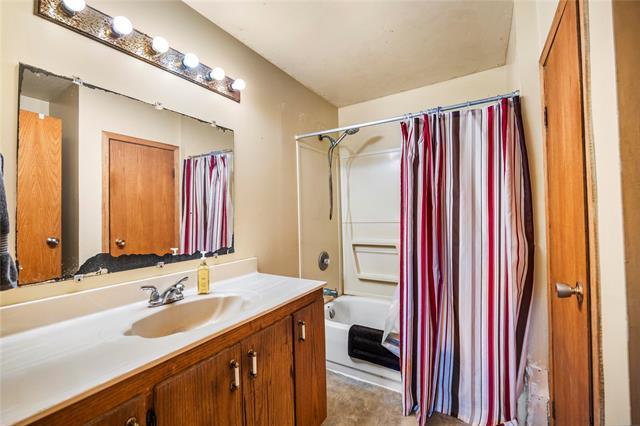 









146


Crown Valley

RD,
New Bothwell,




MB
R0A 1C0


