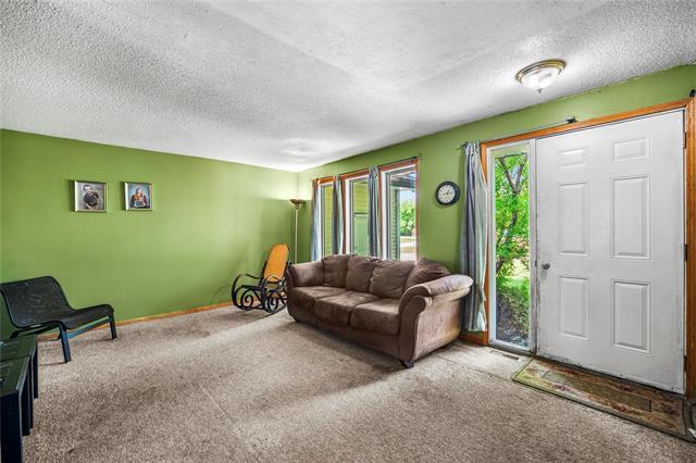 









146


Crown Valley

RD,
New Bothwell,




MB
R0A 1C0

