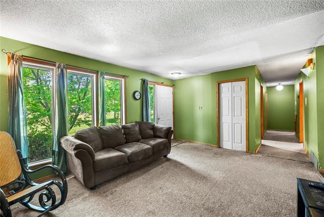 









146


Crown Valley

RD,
New Bothwell,




MB
R0A 1C0

