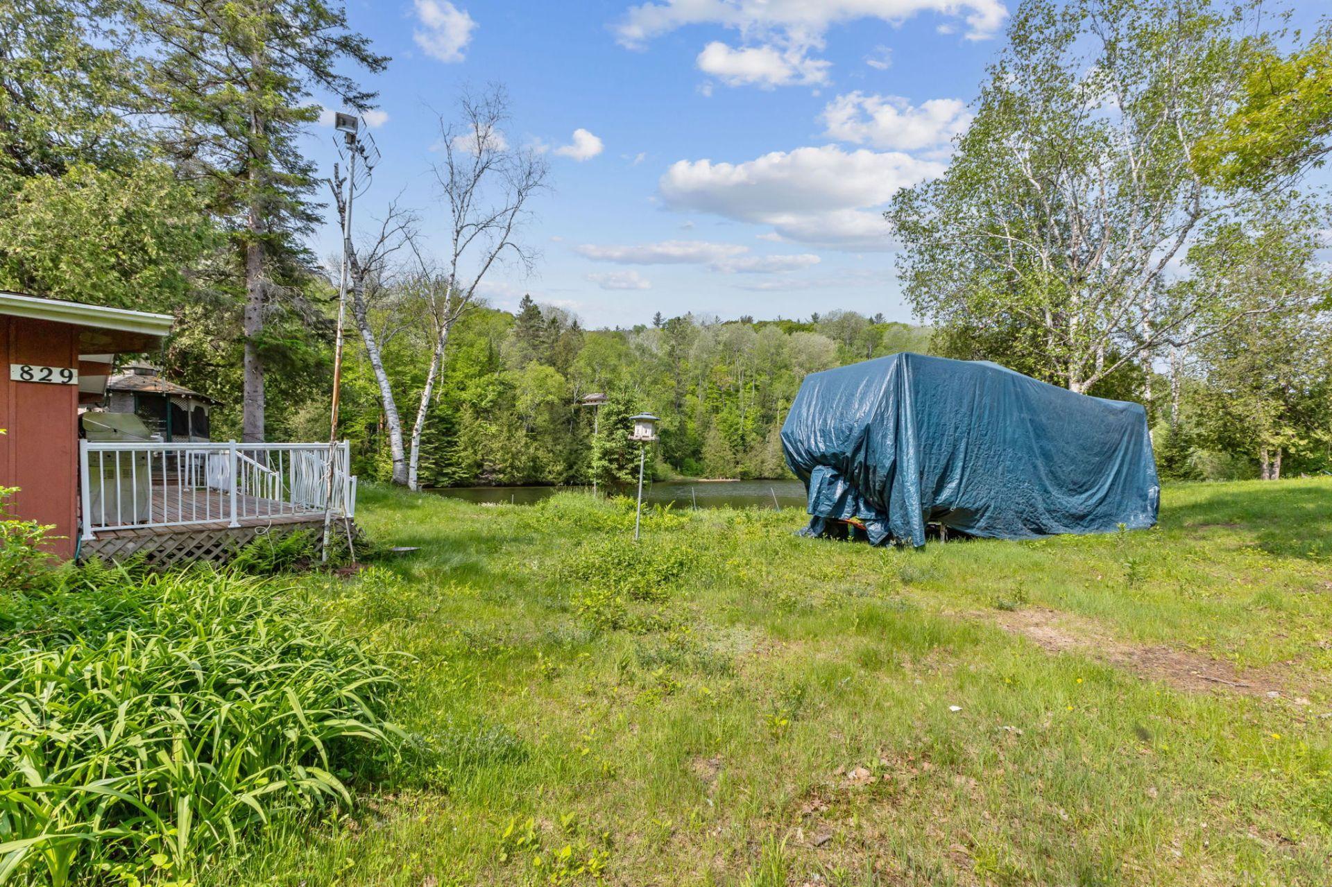 









829


Ch. Cléo-Fournier

,
La Pêche,




QC
J0X1S0

