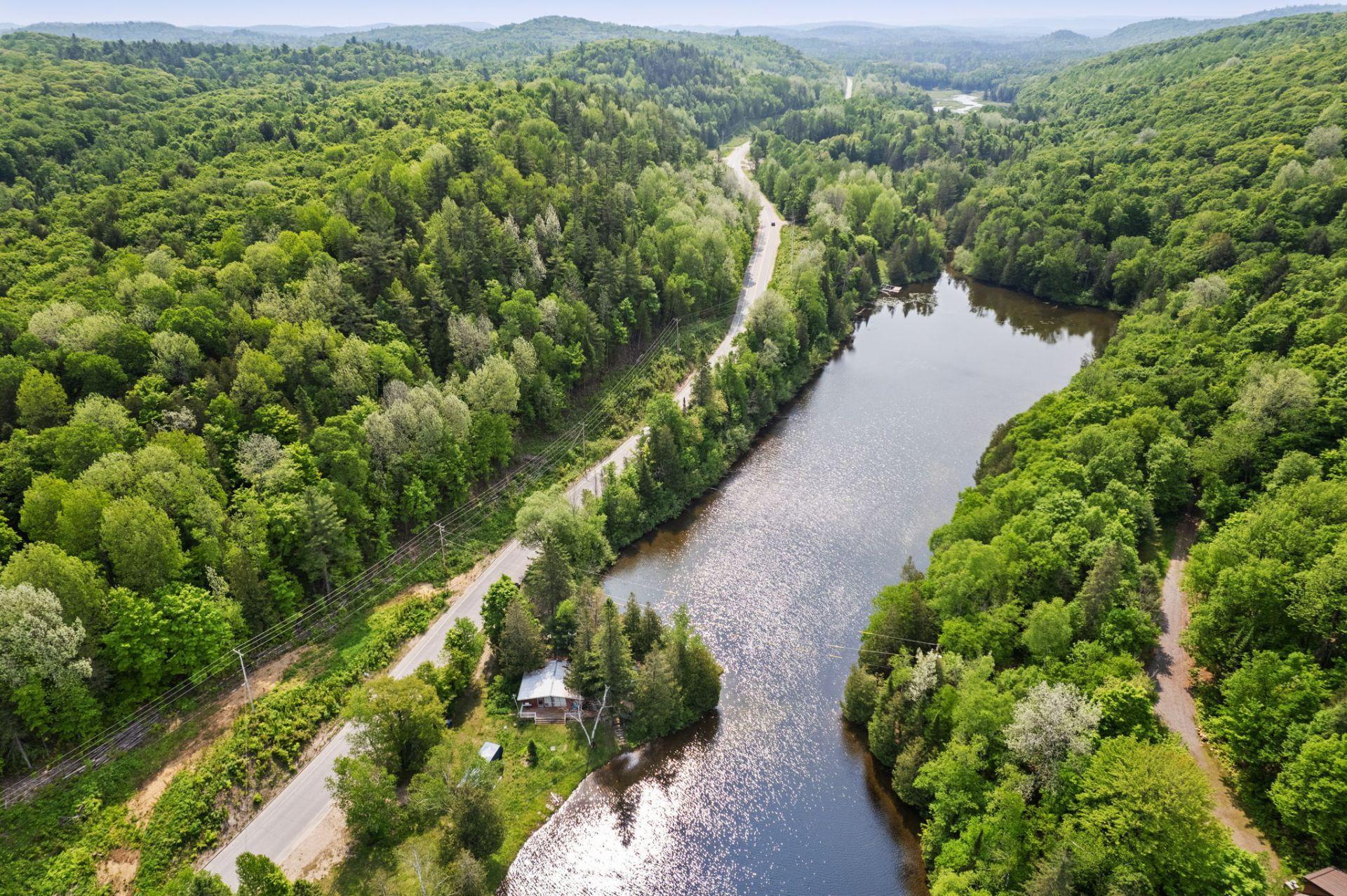 









829


Ch. Cléo-Fournier

,
La Pêche,




QC
J0X1S0

