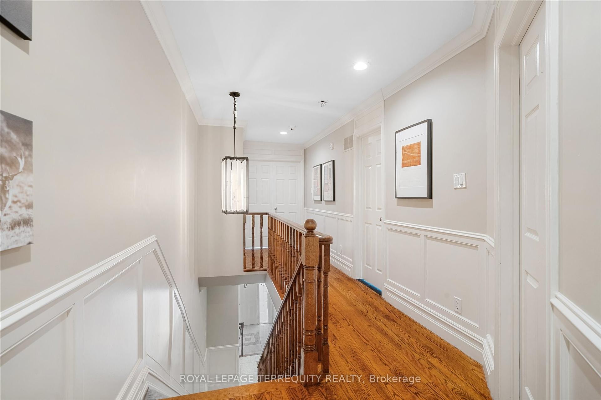 









384


Winnett

Avenue,
Toronto,




ON
M6C 3M1

