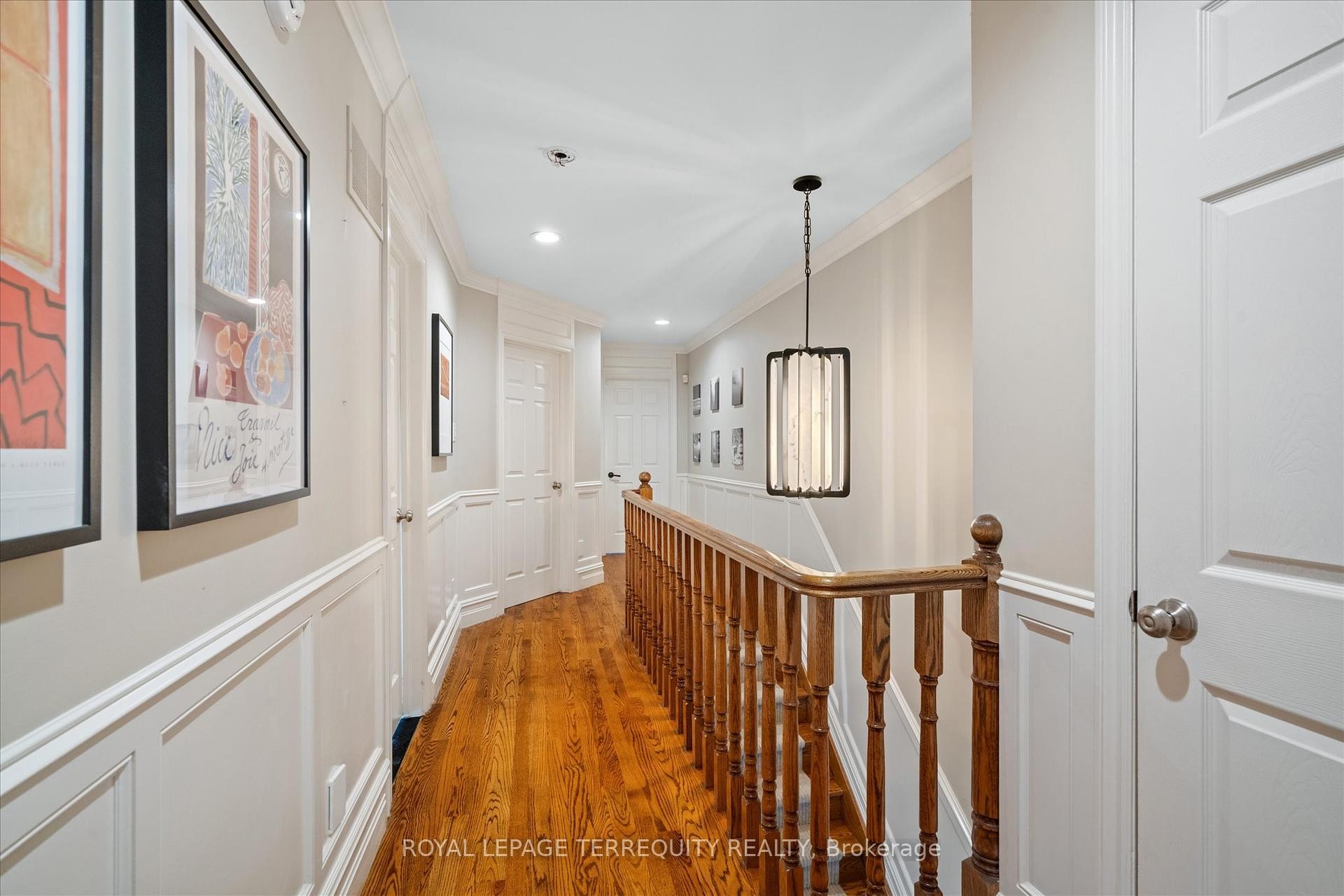 









384


Winnett

Avenue,
Toronto,




ON
M6C 3M1

