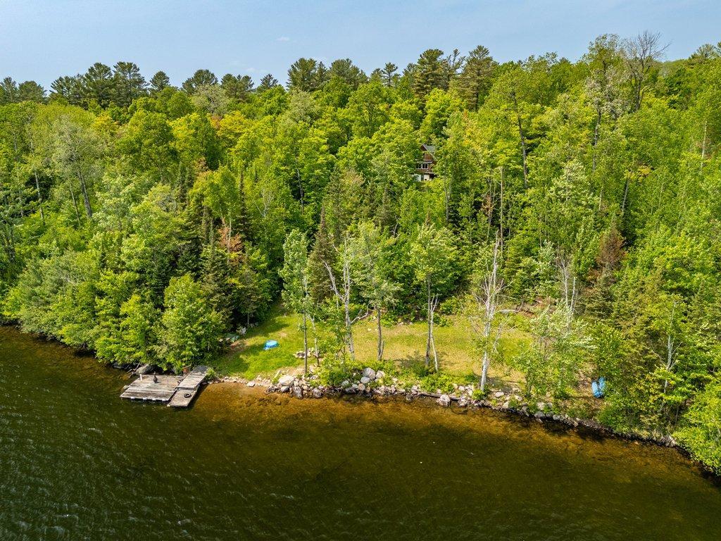 









1016


Ch. du Lac-Jim

,
Mansfield-et-Pontefract,




QC
J0X1R0

