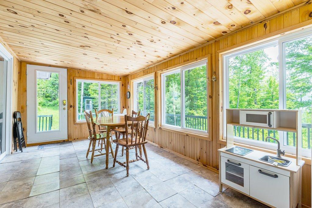 









1016


Ch. du Lac-Jim

,
Mansfield-et-Pontefract,




QC
J0X1R0

