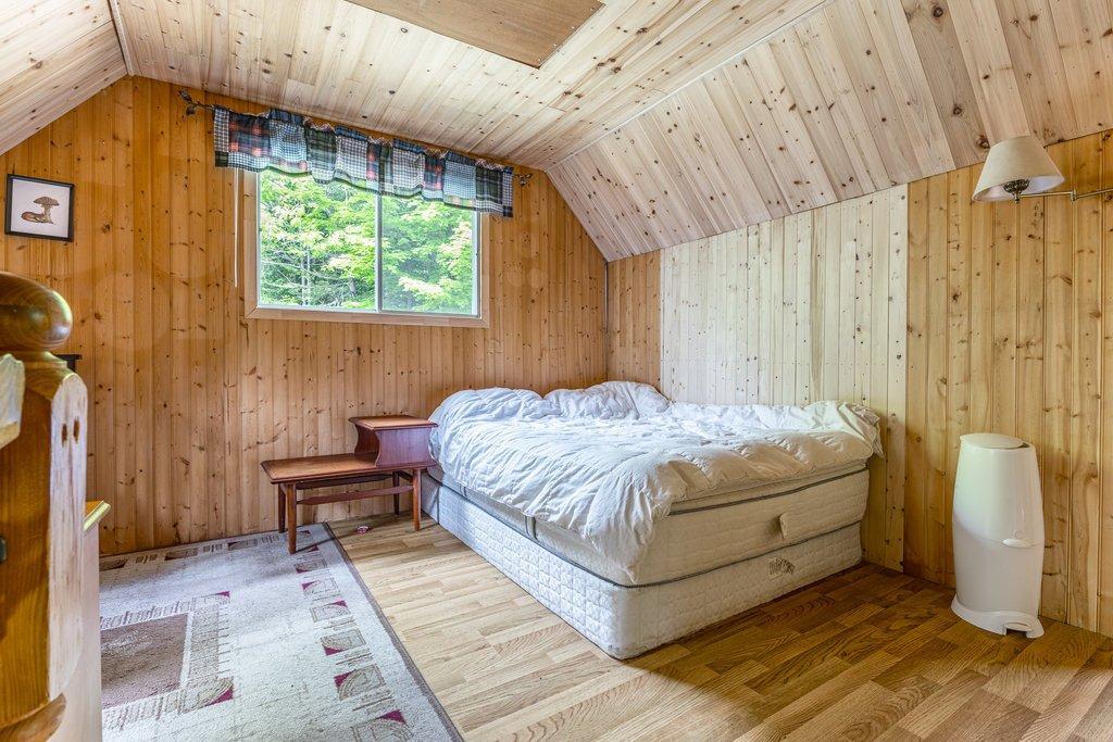 









1016


Ch. du Lac-Jim

,
Mansfield-et-Pontefract,




QC
J0X1R0

