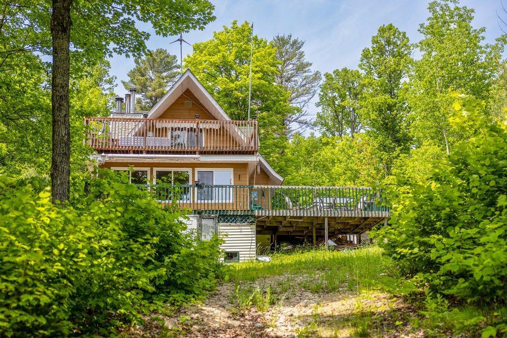 









1016


Ch. du Lac-Jim

,
Mansfield-et-Pontefract,




QC
J0X1R0

