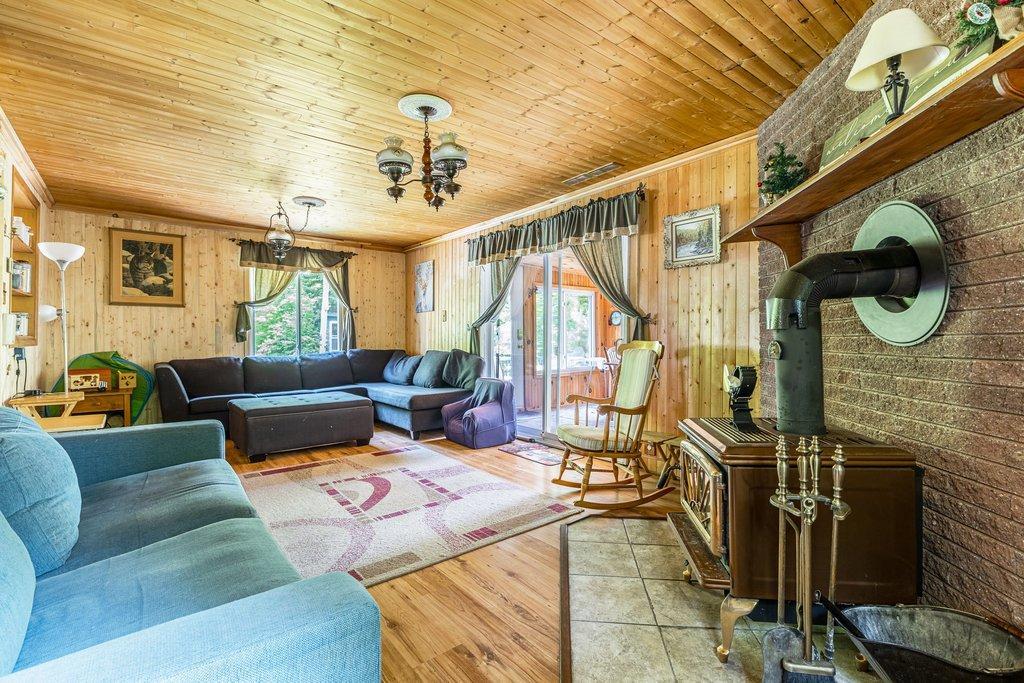 









1016


Ch. du Lac-Jim

,
Mansfield-et-Pontefract,




QC
J0X1R0

